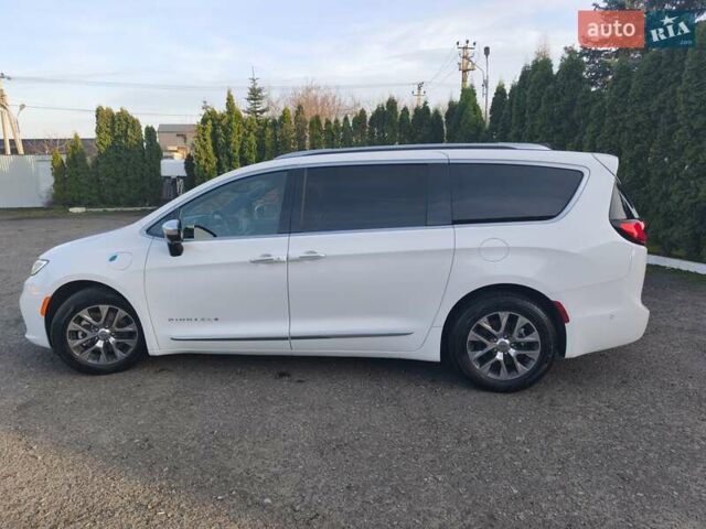 Білий Крайслер Pacifica, об'ємом двигуна 3.6 л та пробігом 20 тис. км за 42500 $, фото 3 на Automoto.ua