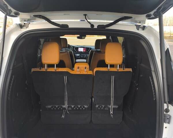 Білий Крайслер Pacifica, об'ємом двигуна 3.6 л та пробігом 20 тис. км за 42500 $, фото 15 на Automoto.ua