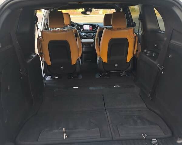 Білий Крайслер Pacifica, об'ємом двигуна 3.6 л та пробігом 20 тис. км за 42500 $, фото 16 на Automoto.ua