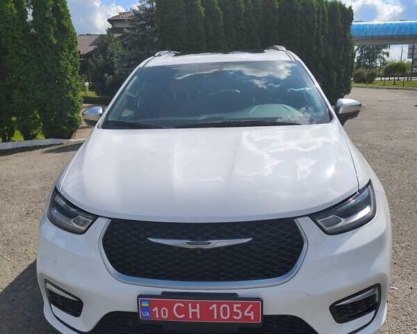 Білий Крайслер Pacifica, об'ємом двигуна 3.6 л та пробігом 12 тис. км за 45000 $, фото 2 на Automoto.ua
