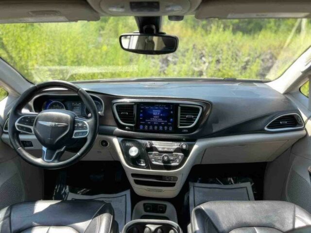Белый Крайслер Пасифик, объемом двигателя 3.6 л и пробегом 63 тыс. км за 16000 $, фото 8 на Automoto.ua