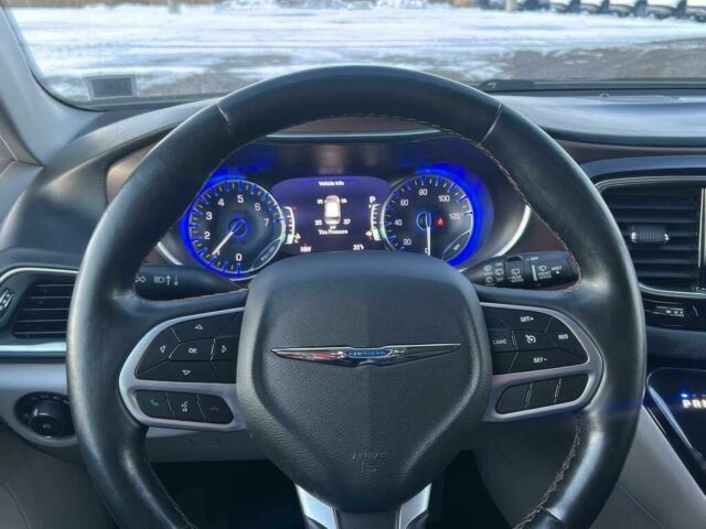 Белый Крайслер Пасифик, объемом двигателя 3.6 л и пробегом 44 тыс. км за 6000 $, фото 8 на Automoto.ua