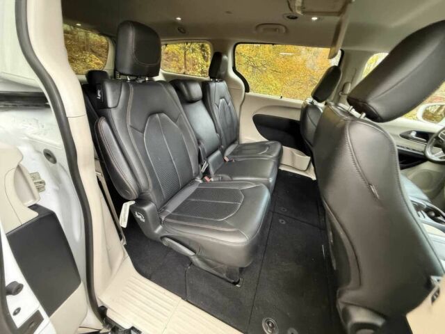 Белый Крайслер Пасифик, объемом двигателя 3.6 л и пробегом 36 тыс. км за 13000 $, фото 10 на Automoto.ua