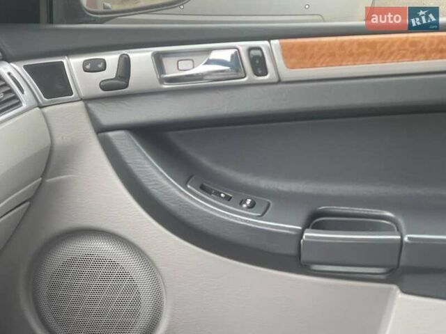 Чорний Крайслер Pacifica, об'ємом двигуна 4 л та пробігом 392 тис. км за 8499 $, фото 19 на Automoto.ua