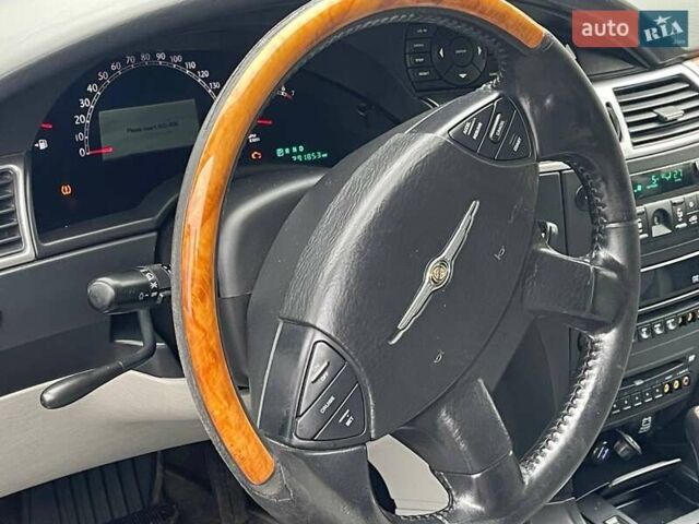 Чорний Крайслер Pacifica, об'ємом двигуна 4 л та пробігом 392 тис. км за 8499 $, фото 18 на Automoto.ua