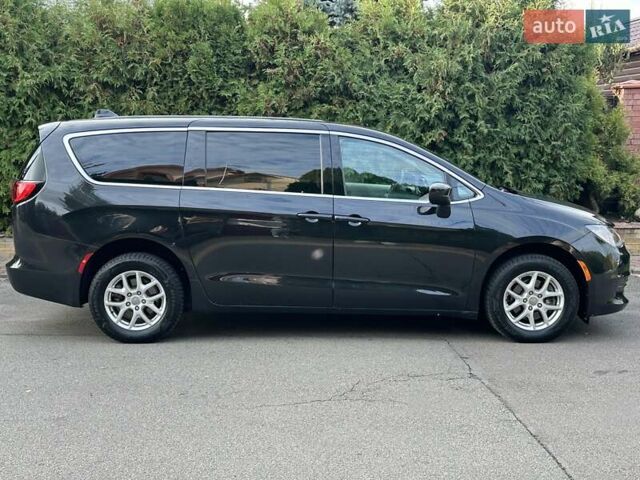 Чорний Крайслер Pacifica, об'ємом двигуна 3.61 л та пробігом 78 тис. км за 15500 $, фото 11 на Automoto.ua