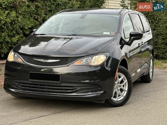 Чорний Крайслер Pacifica, об'ємом двигуна 3.61 л та пробігом 78 тис. км за 15500 $, фото 2 на Automoto.ua