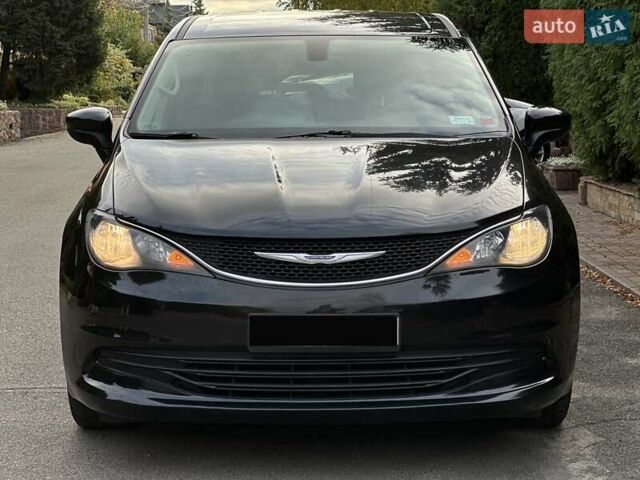 Чорний Крайслер Pacifica, об'ємом двигуна 3.61 л та пробігом 78 тис. км за 15500 $, фото 4 на Automoto.ua