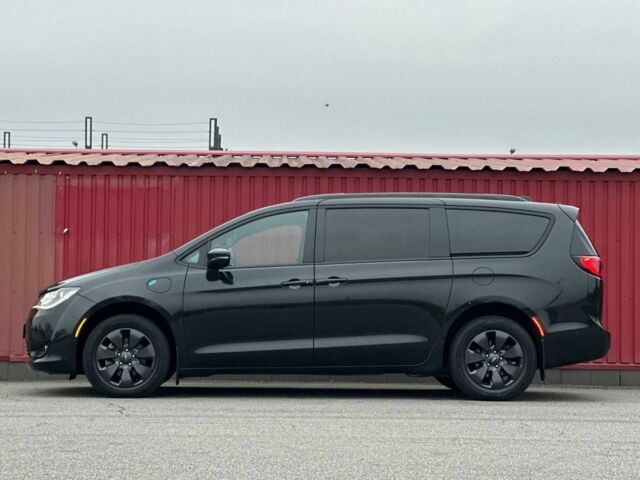 Черный Крайслер Пасифик, объемом двигателя 3.6 л и пробегом 233 тыс. км за 20350 $, фото 4 на Automoto.ua