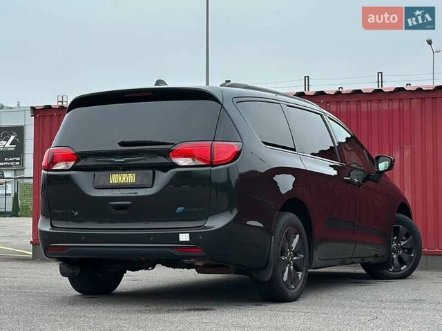 Черный Крайслер Пасифик, объемом двигателя 3.6 л и пробегом 233 тыс. км за 20350 $, фото 9 на Automoto.ua