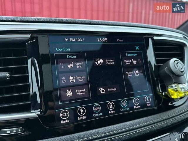 Черный Крайслер Пасифик, объемом двигателя 3.6 л и пробегом 233 тыс. км за 20350 $, фото 10 на Automoto.ua