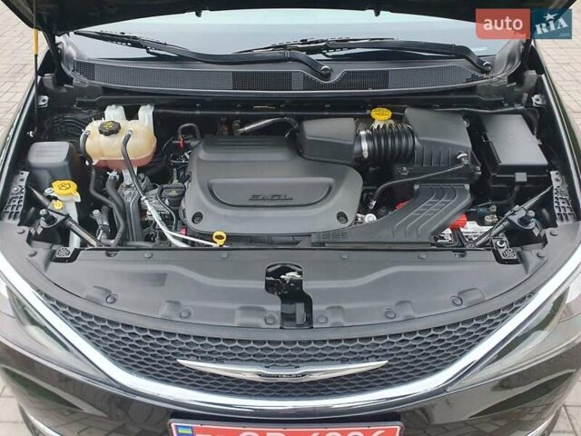 Черный Крайслер Пасифик, объемом двигателя 3.6 л и пробегом 104 тыс. км за 18999 $, фото 25 на Automoto.ua