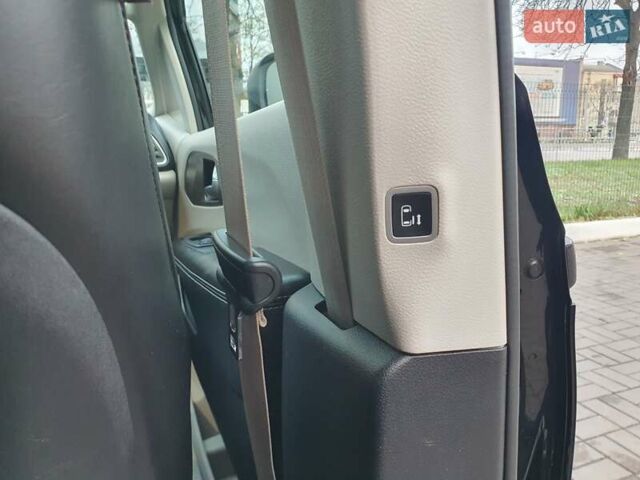 Черный Крайслер Пасифик, объемом двигателя 3.6 л и пробегом 104 тыс. км за 18999 $, фото 67 на Automoto.ua