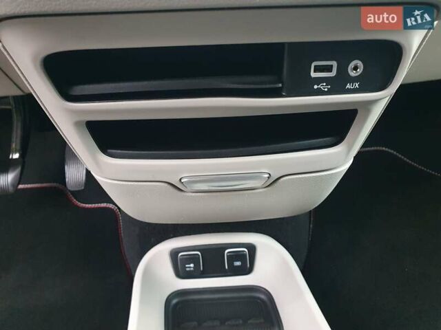 Черный Крайслер Пасифик, объемом двигателя 3.6 л и пробегом 104 тыс. км за 18999 $, фото 55 на Automoto.ua