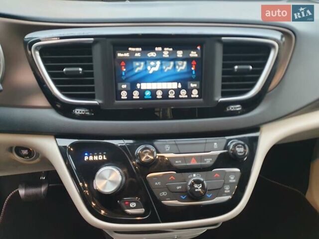 Черный Крайслер Пасифик, объемом двигателя 3.6 л и пробегом 104 тыс. км за 18999 $, фото 54 на Automoto.ua