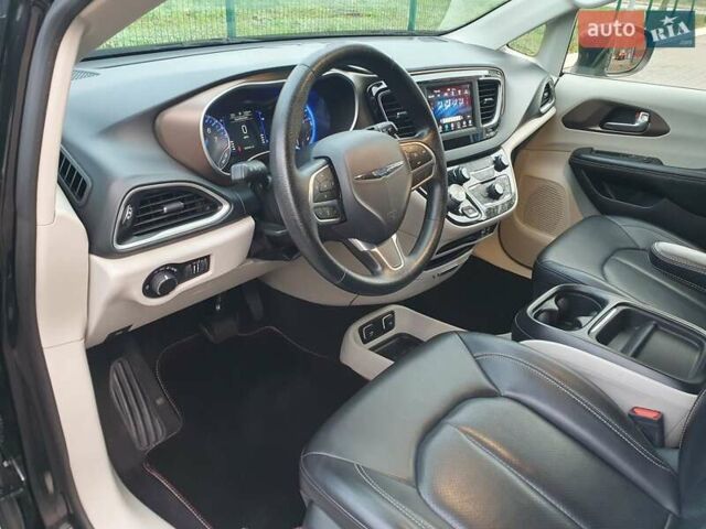 Черный Крайслер Пасифик, объемом двигателя 3.6 л и пробегом 104 тыс. км за 18999 $, фото 51 на Automoto.ua