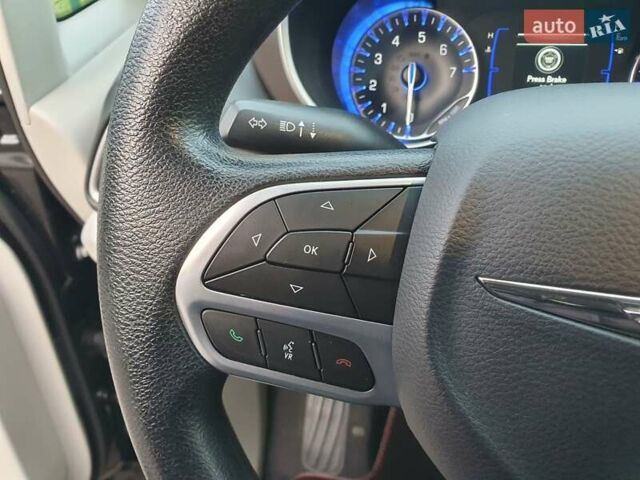 Черный Крайслер Пасифик, объемом двигателя 3.6 л и пробегом 104 тыс. км за 18999 $, фото 58 на Automoto.ua