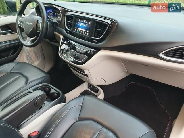 Черный Крайслер Пасифик, объемом двигателя 3.6 л и пробегом 104 тыс. км за 18999 $, фото 53 на Automoto.ua