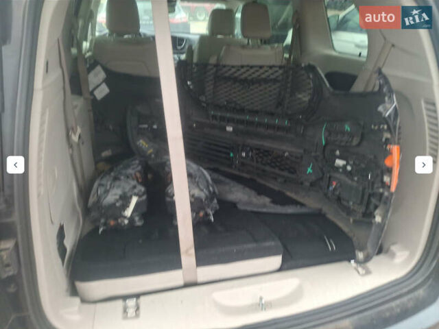 Чорний Крайслер Pacifica, об'ємом двигуна 3.6 л та пробігом 262 тис. км за 14500 $, фото 14 на Automoto.ua