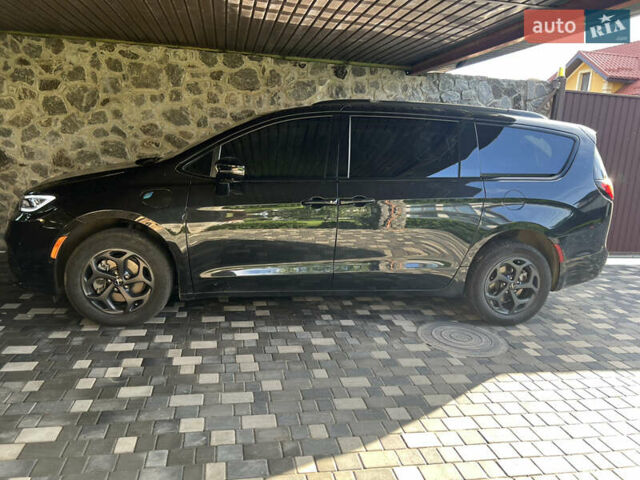 Чорний Крайслер Pacifica, об'ємом двигуна 3.61 л та пробігом 119 тис. км за 35000 $, фото 2 на Automoto.ua