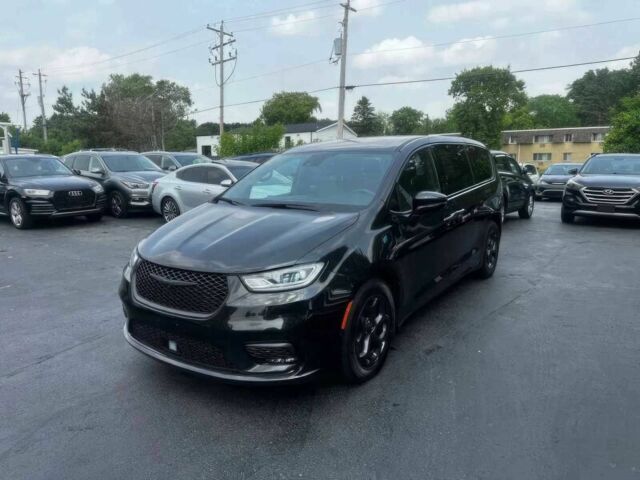 Черный Крайслер Пасифик, объемом двигателя 3.6 л и пробегом 24 тыс. км за 14700 $, фото 2 на Automoto.ua