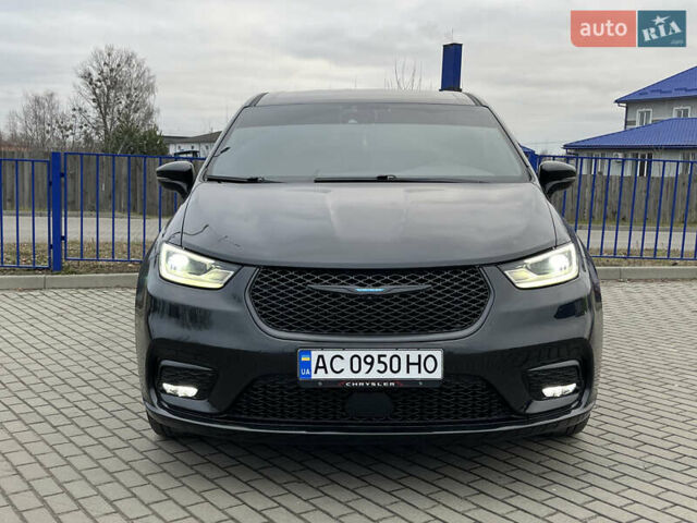 Черный Крайслер Пасифик, объемом двигателя 3.6 л и пробегом 23 тыс. км за 31000 $, фото 3 на Automoto.ua