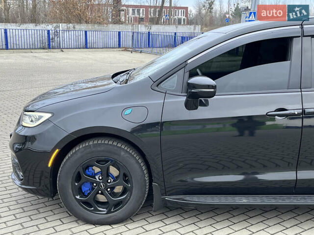 Черный Крайслер Пасифик, объемом двигателя 3.6 л и пробегом 23 тыс. км за 31000 $, фото 14 на Automoto.ua