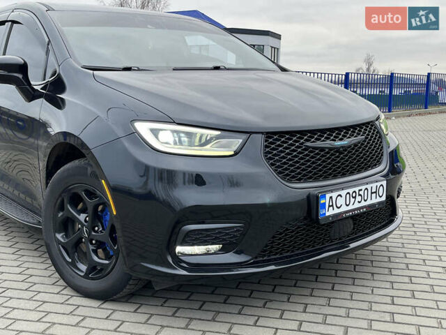 Черный Крайслер Пасифик, объемом двигателя 3.6 л и пробегом 23 тыс. км за 31000 $, фото 2 на Automoto.ua