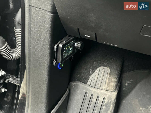 Черный Крайслер Пасифик, объемом двигателя 3.6 л и пробегом 23 тыс. км за 31000 $, фото 30 на Automoto.ua