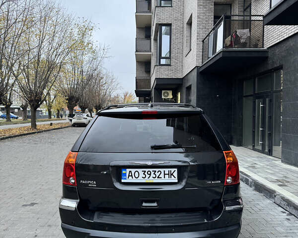 Чорний Крайслер Pacifica, об'ємом двигуна 3.52 л та пробігом 300 тис. км за 6000 $, фото 6 на Automoto.ua