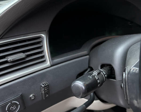 Чорний Крайслер Pacifica, об'ємом двигуна 3.52 л та пробігом 300 тис. км за 6000 $, фото 12 на Automoto.ua