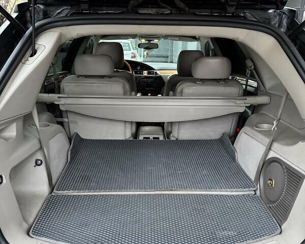 Чорний Крайслер Pacifica, об'ємом двигуна 3.52 л та пробігом 300 тис. км за 6000 $, фото 28 на Automoto.ua