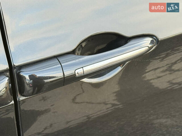 Чорний Крайслер Pacifica, об'ємом двигуна 3.6 л та пробігом 200 тис. км за 21950 $, фото 22 на Automoto.ua