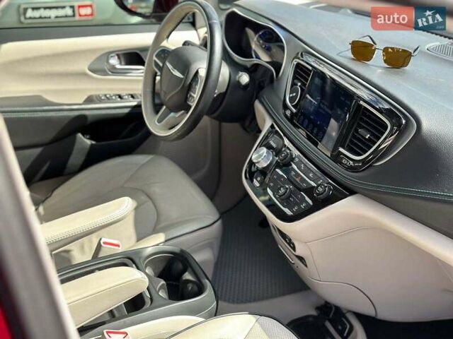 Червоний Крайслер Pacifica, об'ємом двигуна 3.6 л та пробігом 237 тис. км за 24790 $, фото 39 на Automoto.ua