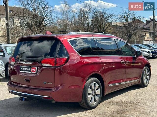 Червоний Крайслер Pacifica, об'ємом двигуна 3.6 л та пробігом 237 тис. км за 24790 $, фото 7 на Automoto.ua