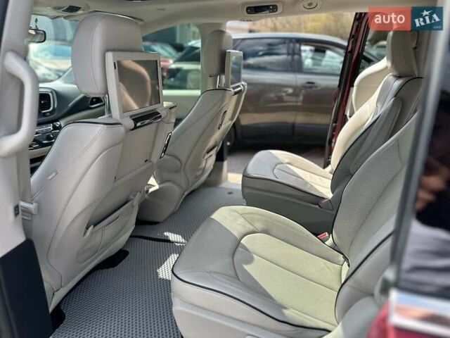 Червоний Крайслер Pacifica, об'ємом двигуна 3.6 л та пробігом 237 тис. км за 24790 $, фото 16 на Automoto.ua