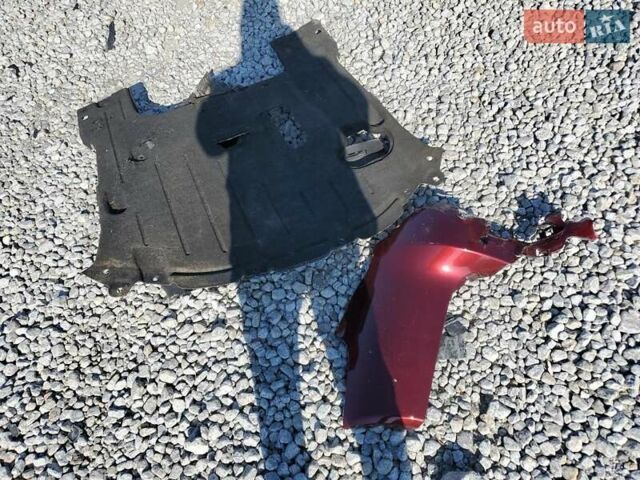 Красный Крайслер Пасифик, объемом двигателя 3.6 л и пробегом 26 тыс. км за 3000 $, фото 12 на Automoto.ua