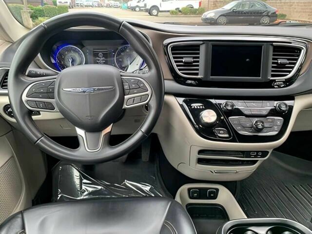 Красный Крайслер Пасифик, объемом двигателя 3.6 л и пробегом 44 тыс. км за 5000 $, фото 8 на Automoto.ua