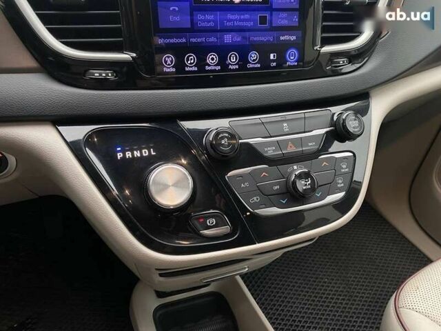 Крайслер Пасифик, объемом двигателя 0 л и пробегом 199 тыс. км за 13400 $, фото 15 на Automoto.ua