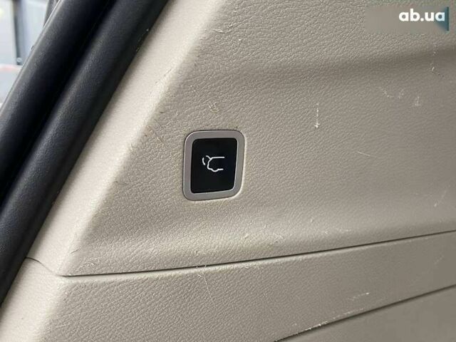 Крайслер Пасифик, объемом двигателя 0 л и пробегом 199 тыс. км за 13400 $, фото 25 на Automoto.ua