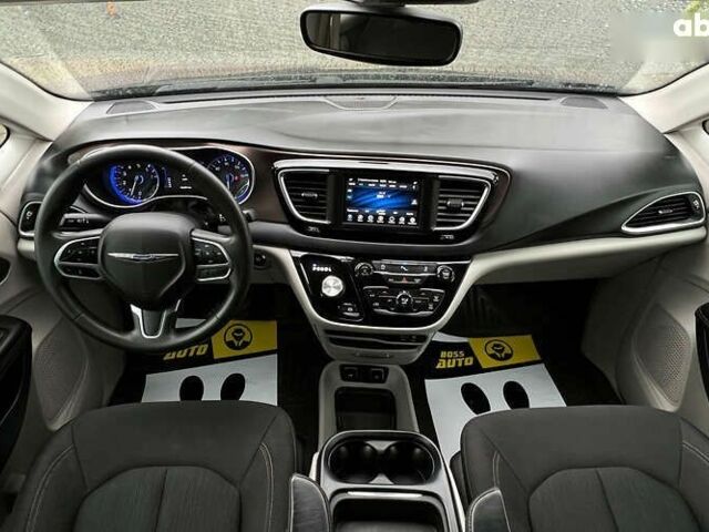 Крайслер Pacifica, об'ємом двигуна 3.6 л та пробігом 106 тис. км за 24400 $, фото 10 на Automoto.ua
