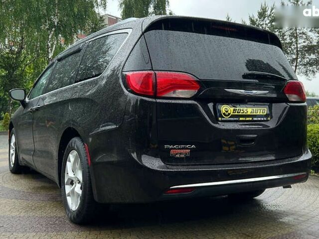Крайслер Pacifica, об'ємом двигуна 3.6 л та пробігом 106 тис. км за 24400 $, фото 4 на Automoto.ua