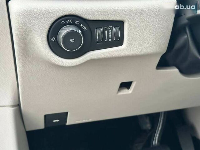 Крайслер Пасифик, объемом двигателя 0 л и пробегом 156 тыс. км за 22990 $, фото 22 на Automoto.ua