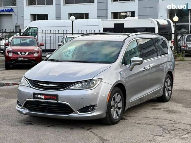 Крайслер Pacifica, об'ємом двигуна 0 л та пробігом 156 тис. км за 22390 $, фото 5 на Automoto.ua