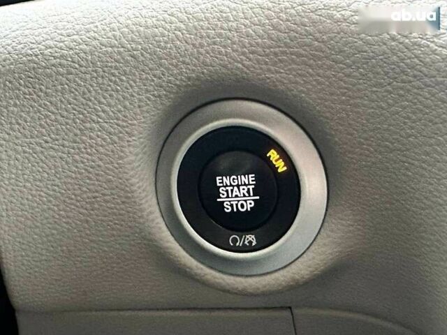 Крайслер Пасифик, объемом двигателя 0 л и пробегом 156 тыс. км за 23490 $, фото 27 на Automoto.ua