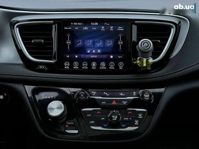 Крайслер Pacifica, об'ємом двигуна 0 л та пробігом 233 тис. км за 20350 $, фото 11 на Automoto.ua