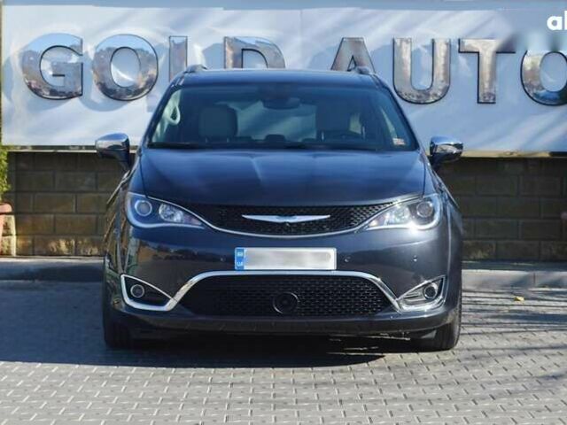 Крайслер Пасифик, объемом двигателя 0 л и пробегом 43 тыс. км за 28500 $, фото 2 на Automoto.ua