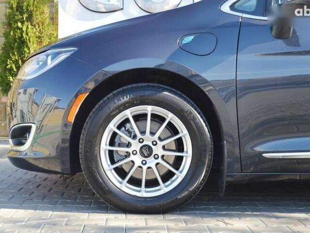 Крайслер Пасифик, объемом двигателя 0 л и пробегом 43 тыс. км за 28500 $, фото 7 на Automoto.ua