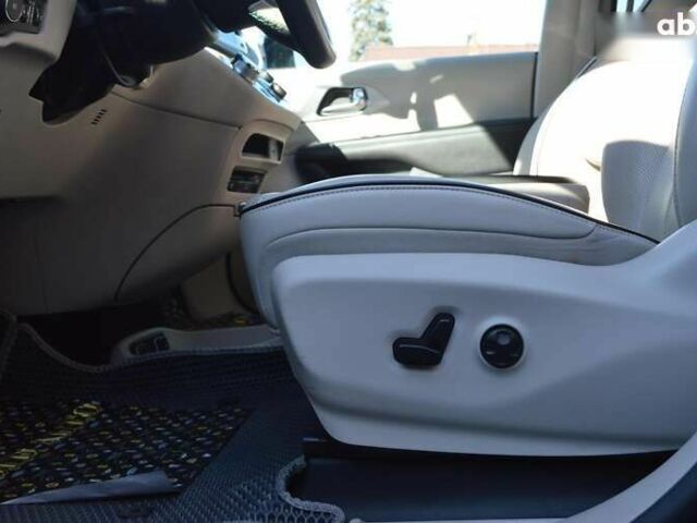 Крайслер Пасифик, объемом двигателя 0 л и пробегом 43 тыс. км за 28500 $, фото 22 на Automoto.ua