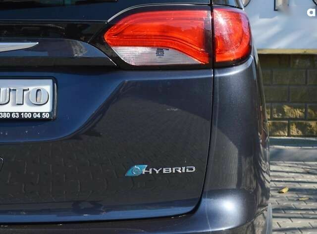 Крайслер Пасифик, объемом двигателя 0 л и пробегом 43 тыс. км за 28500 $, фото 11 на Automoto.ua